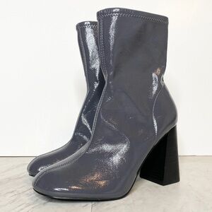 New! Topshop Brody Patent Faux Leather Gray Stretch Bootie 38